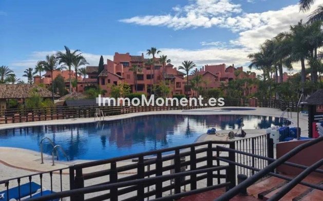 Resale - Apartment - Estepona - Estepona Centro