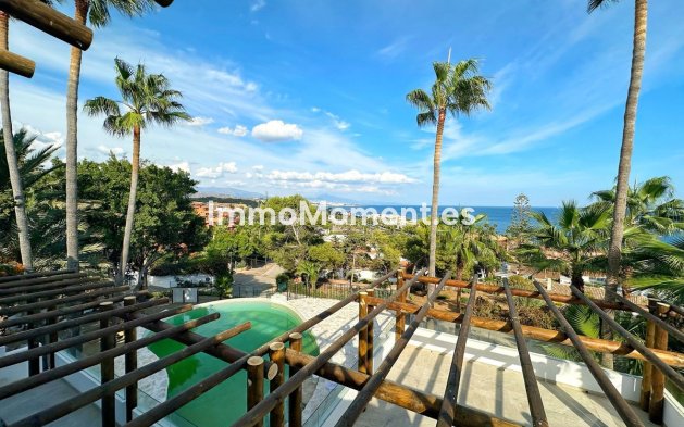 Wiederverkauf - Freistehende Villa - Estepona  - Estepona Centro