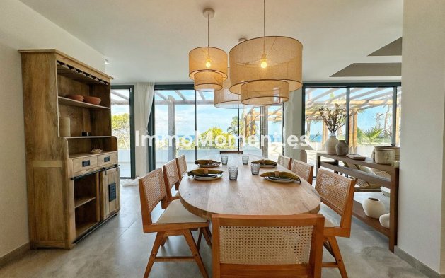 Wiederverkauf - Freistehende Villa - Estepona  - Estepona Centro