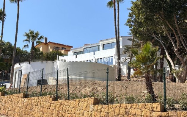 Wiederverkauf - Freistehende Villa - Estepona  - Estepona Centro