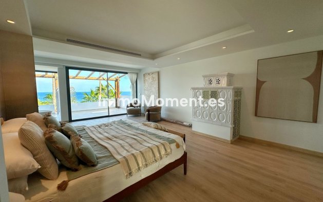 Wiederverkauf - Freistehende Villa - Estepona  - Estepona Centro
