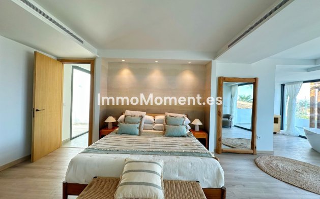 Wiederverkauf - Freistehende Villa - Estepona  - Estepona Centro