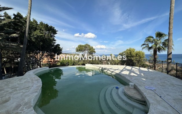 Wiederverkauf - Freistehende Villa - Estepona  - Estepona Centro