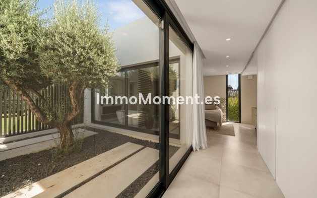 Reventa - Villa independiente - Marbella - Nueva Andalucía