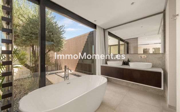 Reventa - Villa independiente - Marbella - Nueva Andalucía