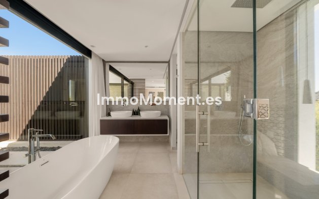 Reventa - Villa independiente - Marbella - Nueva Andalucía