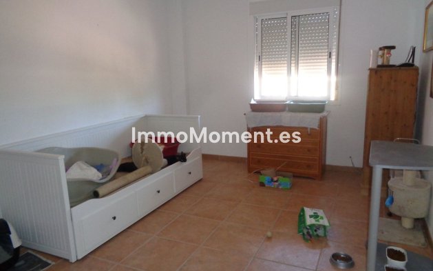 Resale - Country house - Inland  - Alhaurín de la Torre