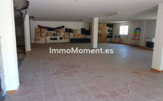 Resale - Country house - Inland  - Alhaurín de la Torre