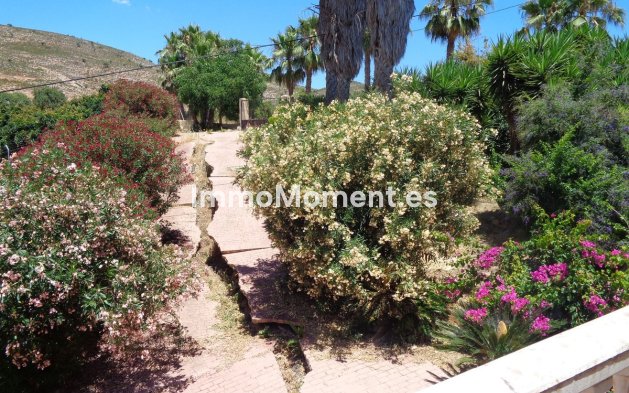 Resale - Country house - Inland  - Alhaurín de la Torre