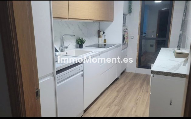Resale - Apartment - Manilva