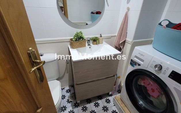 Resale - Apartment - Manilva
