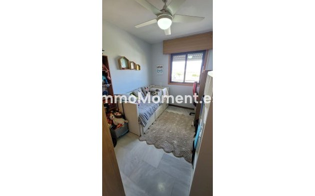 Resale - Apartment - Manilva