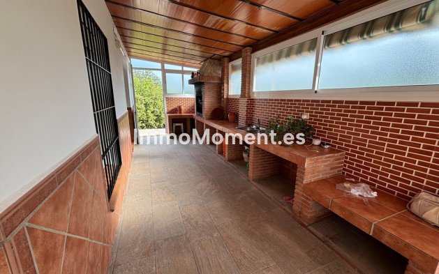 Bestaande woning - Vrijstaande villa - Binnenland  - Alhaurín de la Torre
