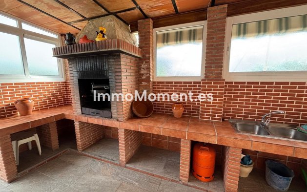 Bestaande woning - Vrijstaande villa - Binnenland  - Alhaurín de la Torre