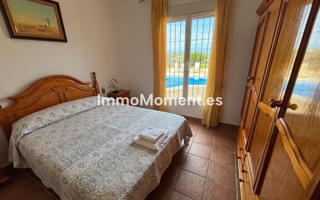 Bestaande woning - Vrijstaande villa - Binnenland  - Alhaurín de la Torre