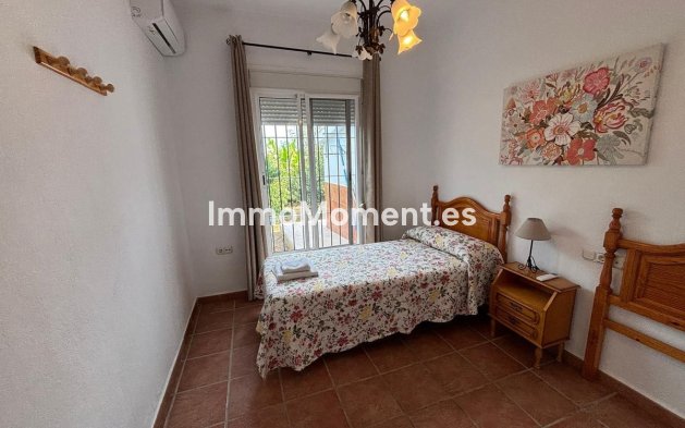 Bestaande woning - Vrijstaande villa - Binnenland  - Alhaurín de la Torre