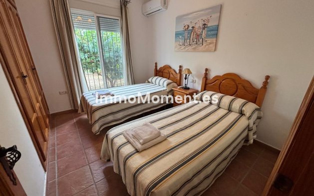 Bestaande woning - Vrijstaande villa - Binnenland  - Alhaurín de la Torre