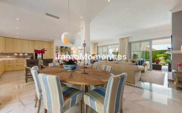 Resale - Detached villa - Marbella - Sierra Blanca