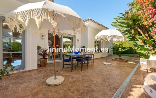 Resale - Detached villa - Marbella - Sierra Blanca