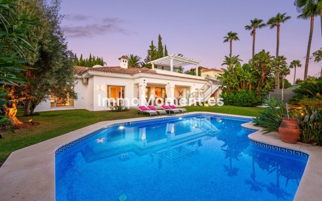 Resale - Detached villa - Marbella - Sierra Blanca