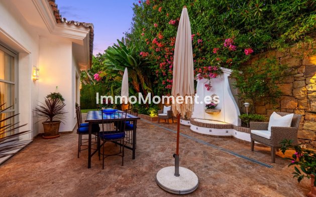 Resale - Detached villa - Marbella - Sierra Blanca