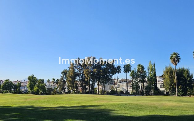 Wiederverkauf - Reihenhaus -   Inländisch - Lauro Golf