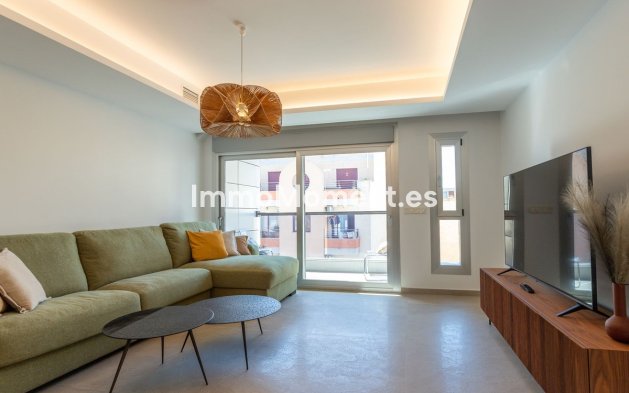 Resale - Apartment - Torrevieja - Torrevieja Centro