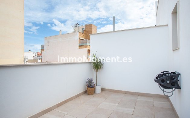 Resale - Apartment - Torrevieja - Torrevieja Centro