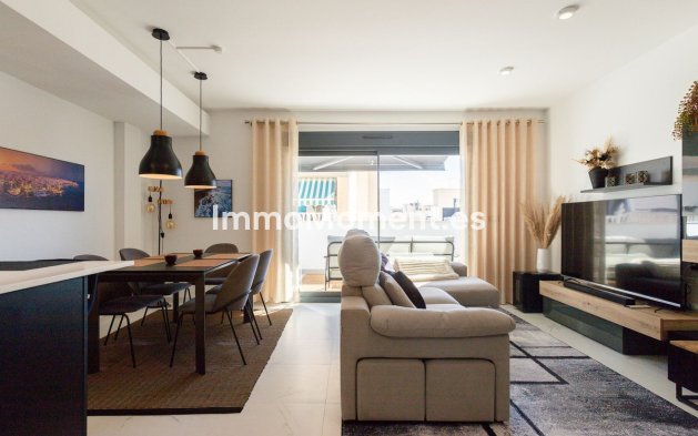 Resale - Apartment - Torrevieja - Torrevieja Centro