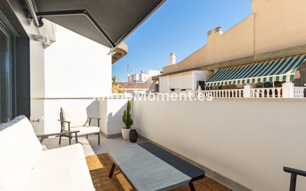 Resale - Apartment - Torrevieja - Torrevieja Centro