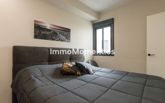 Resale - Apartment - Torrevieja - Torrevieja Centro