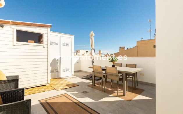Resale - Apartment - Torrevieja - Torrevieja Centro