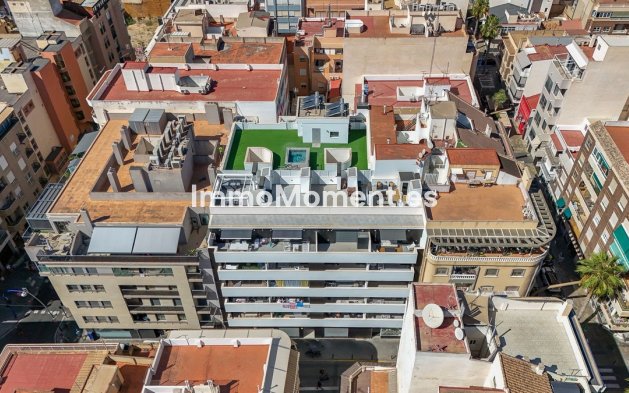 Resale - Apartment - Torrevieja - Torrevieja Centro