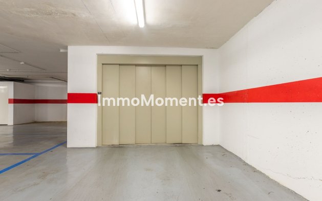 Resale - Apartment - Torrevieja - Torrevieja Centro