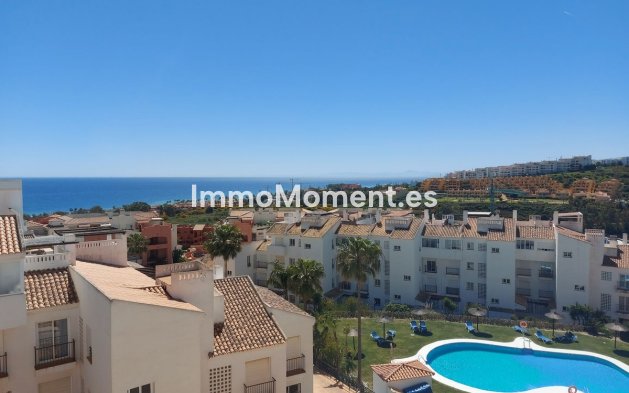Resale - Apartment - Manilva - La Duquesa