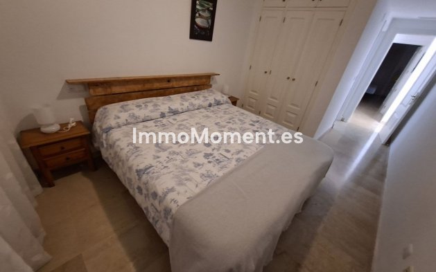 Resale - Apartment - Manilva - La Duquesa