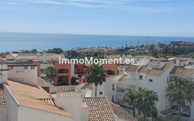 Resale - Apartment - Manilva - La Duquesa