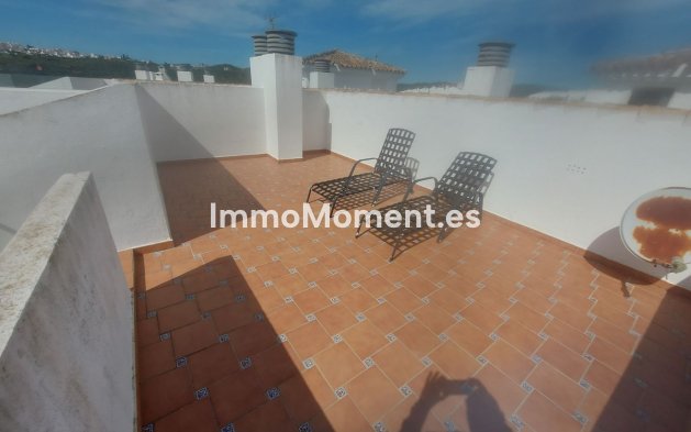 Resale - Apartment - Manilva - La Duquesa