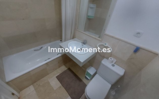 Resale - Apartment - Manilva - La Duquesa