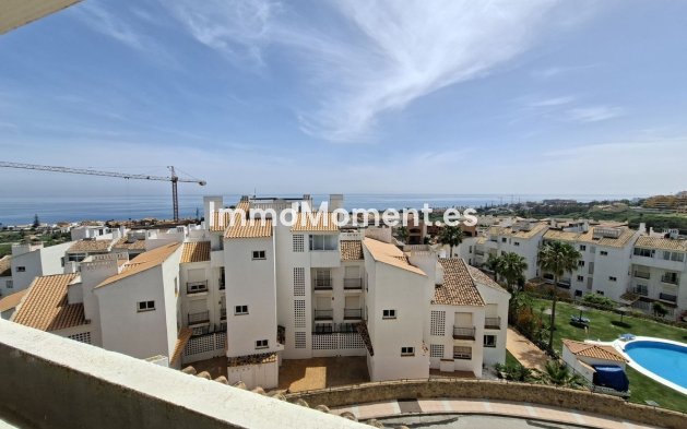 Resale - Apartment - Manilva - La Duquesa
