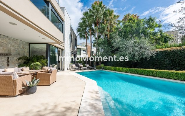 Wiederverkauf - Freistehende Villa - Marbella - The Golden Mile