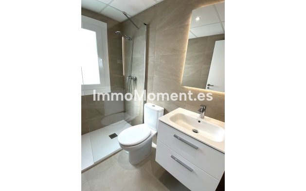 Resale - Apartment - Fuengirola - Fuengirola Centro