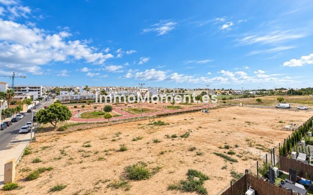 Wiederverkauf - Freistehende Villa - Orihuela Costa - Punta Prima