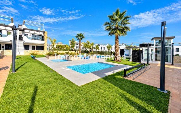 Wiederverkauf - Freistehende Villa - Orihuela Costa - Punta Prima