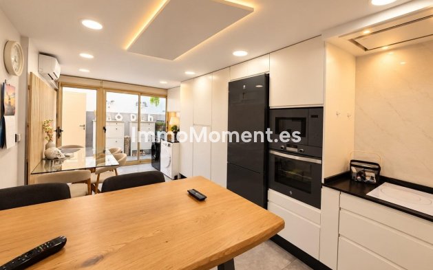 Resale - Detached villa - Mil Palmeras