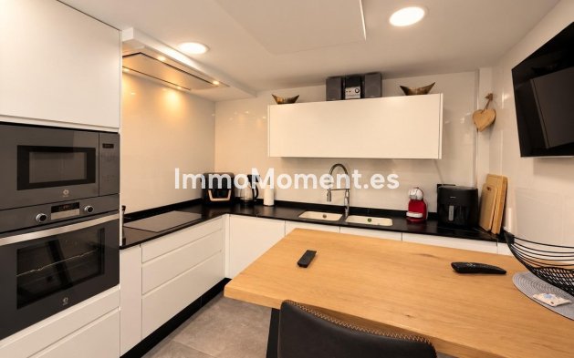 Resale - Detached villa - Mil Palmeras