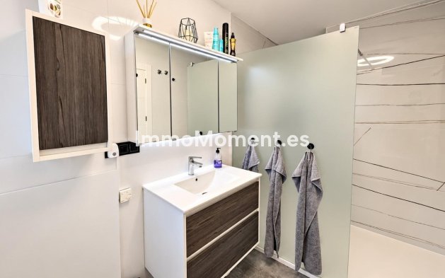 Resale - Detached villa - Mil Palmeras