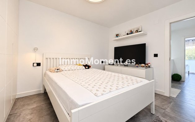 Resale - Detached villa - Mil Palmeras