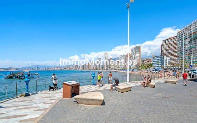 Resale - Apartment - Benidorm - Benidorm Centro