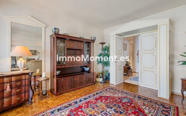 Resale - Apartment - Benidorm - Benidorm Centro